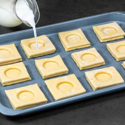  Puff Pastry Sheet (11 x 11cm) 40gm (300pcs/ctn)
